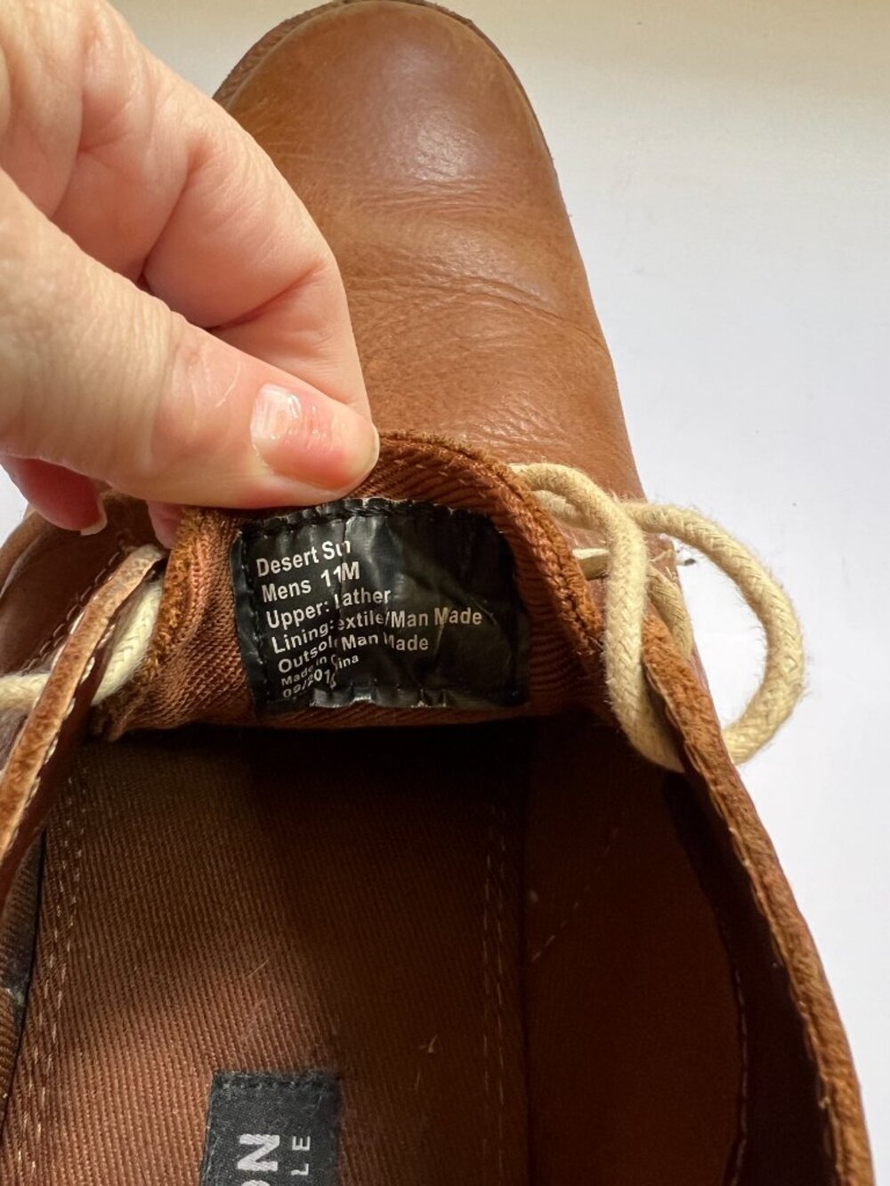 Men's Kenneth Cole Desert Wind Leather Chukka Boots  M 11M - Picture 2 of 6